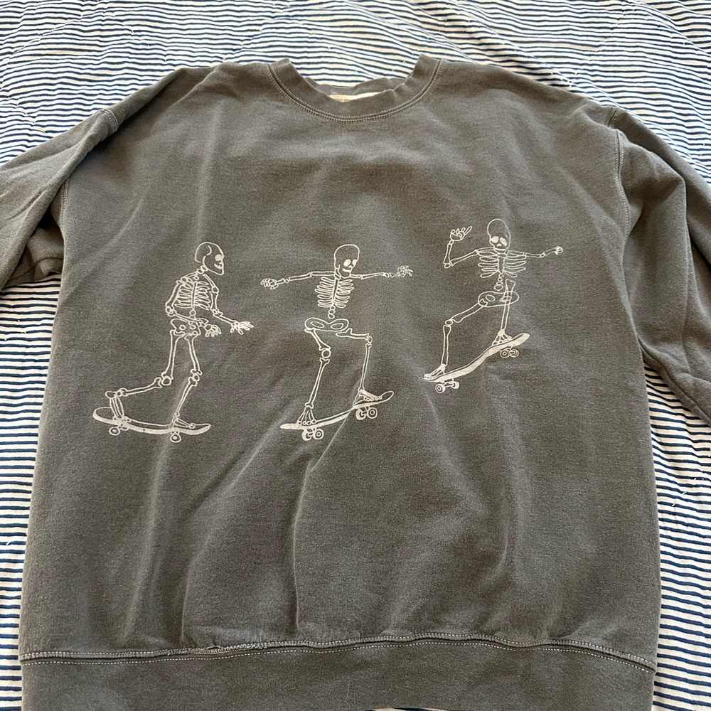 Urban outfitters crewneck